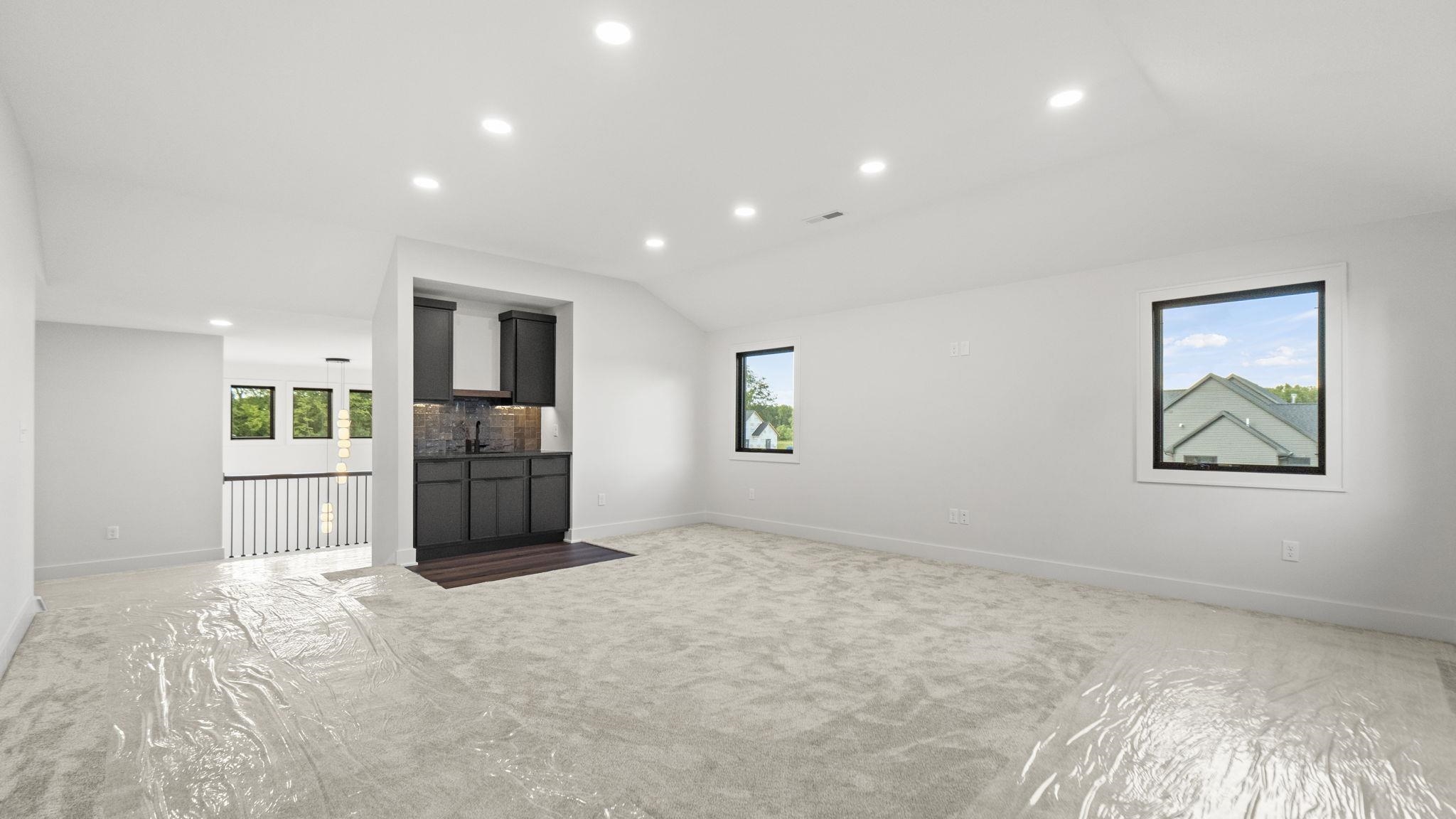 522 Contour Cove Huntertown, IN 46748 - Photo 22 of 36 Gallery Image 22