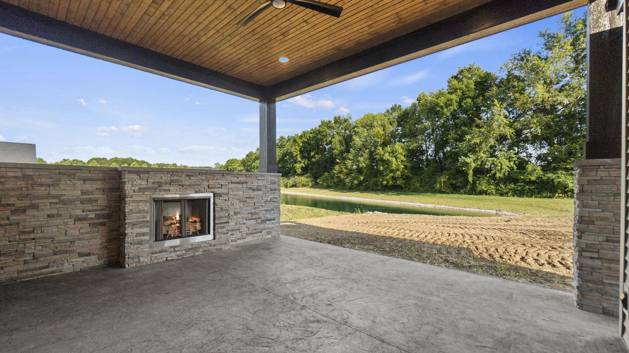 522 Contour Cove Huntertown, IN 46748 - Photo 31 of 36 Gallery Image 31