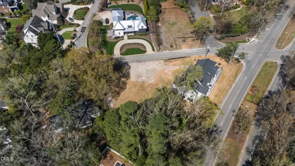 $575,000 | 109 Edenburgh Road, Raleigh, NC 27608