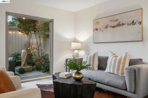 $695,000 | Bay Farm Island, Alameda, CA 94502