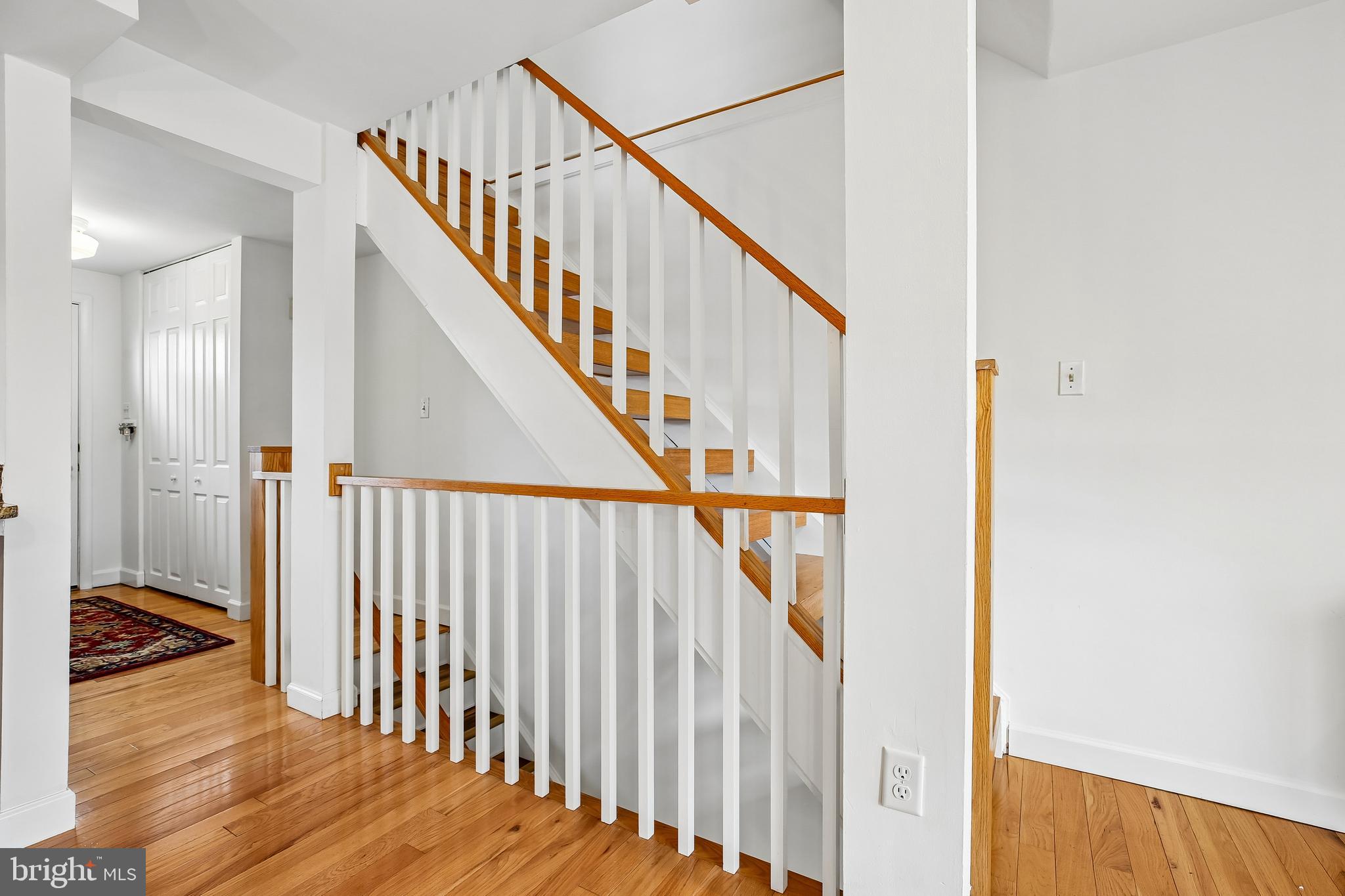 3706 Castle Terrace, Unit 118130 Silver Spring, MD 20904 - Photo 13 of 32 Stairs