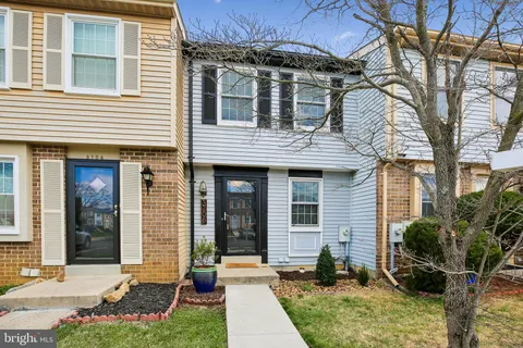$350,000 | 3706 Castle Terrace, Unit 118130, Silver Spring, MD 20904