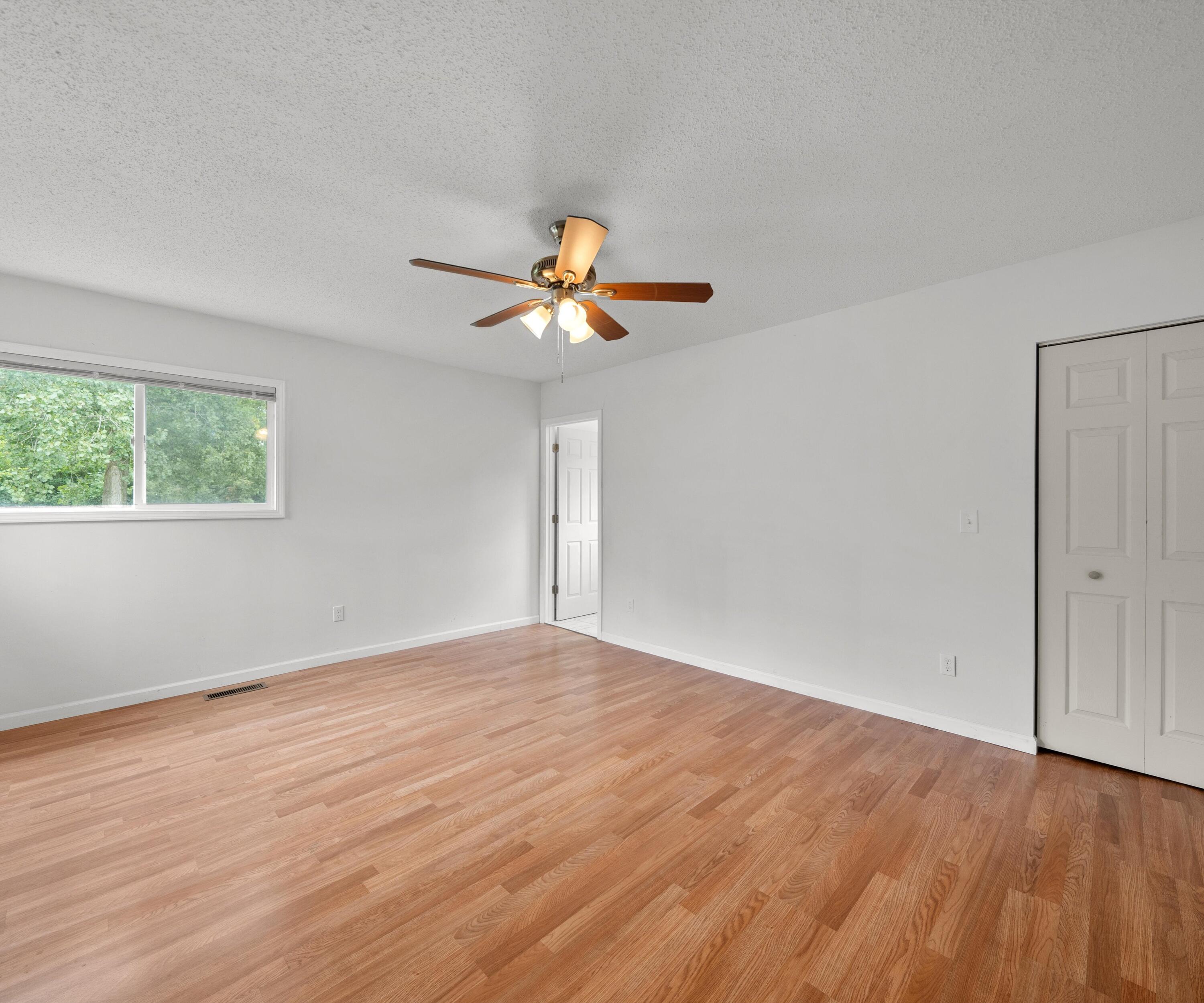 26700 Martinsville Road Belleville, MI 48111 - Photo 16 of 41 master bedrm