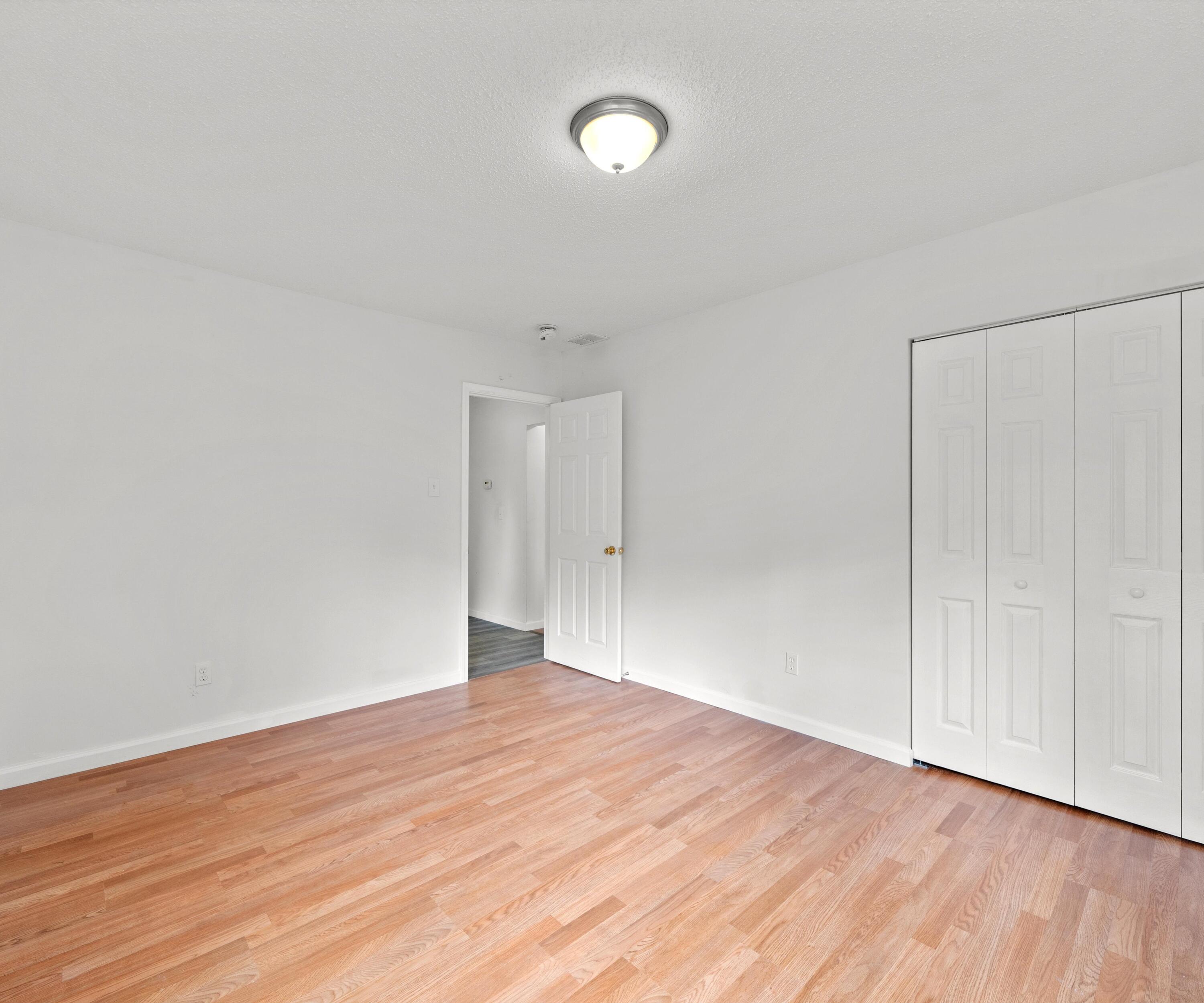 26700 Martinsville Road Belleville, MI 48111 - Photo 23 of 41 bedrm 2