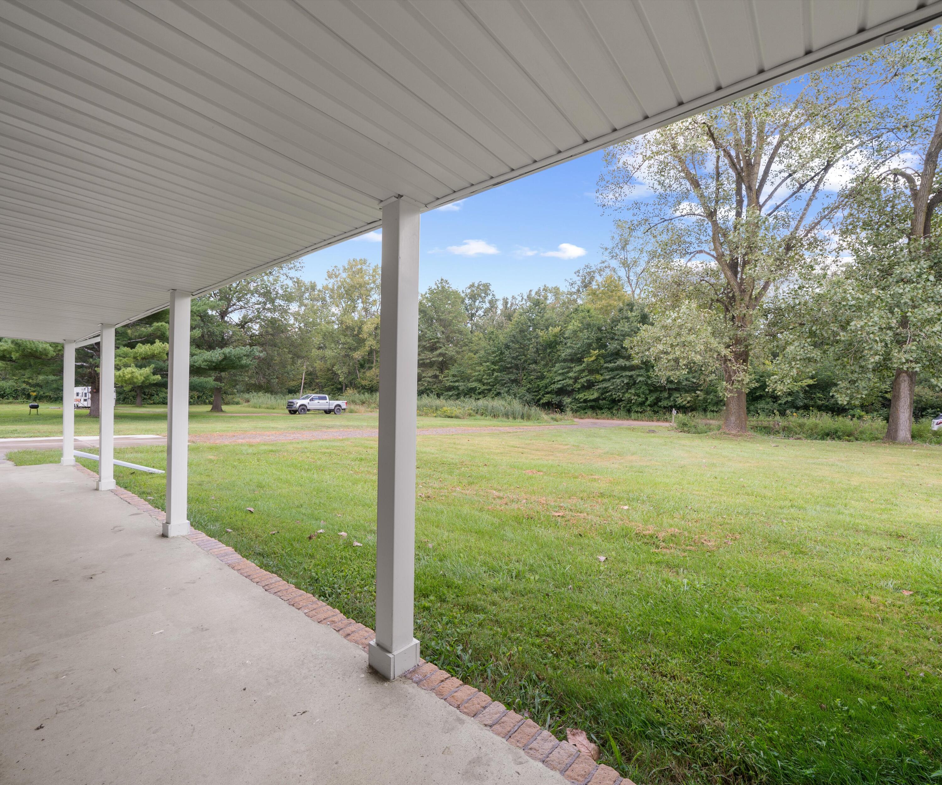26700 Martinsville Road Belleville, MI 48111 - Photo 9 of 41 front porch2