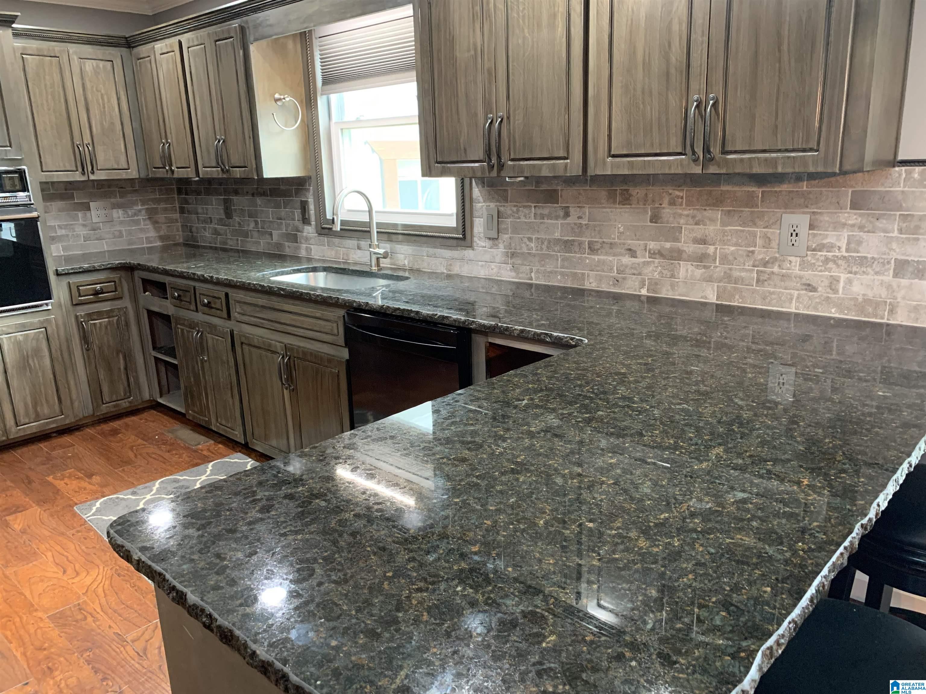 880 Whisenant Road Ohatchee, AL 36271 - Photo 5 of 32