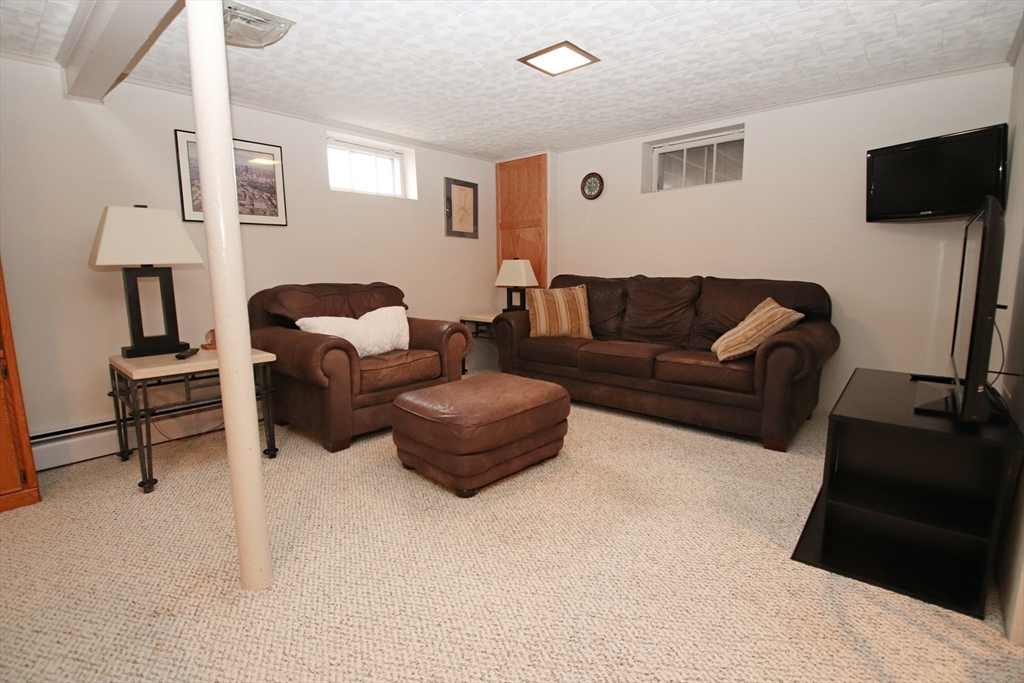 5 Trudy Terrace Canton, MA 02021 - Photo 34 of 42