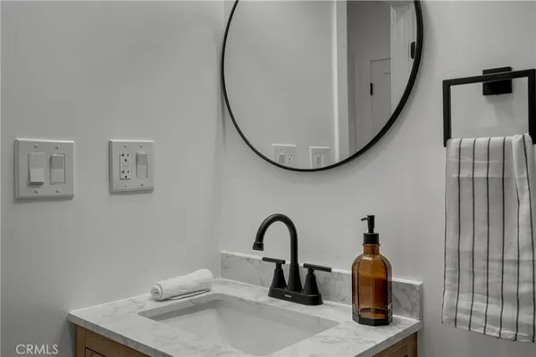 $1,360,000 | 1741 North Rose Street, Burbank, CA 91505