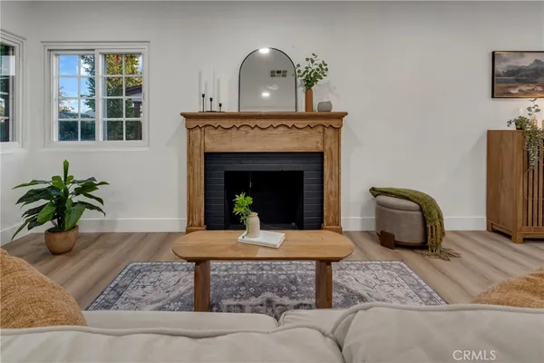 $1,360,000 | 1741 North Rose Street, Burbank, CA 91505