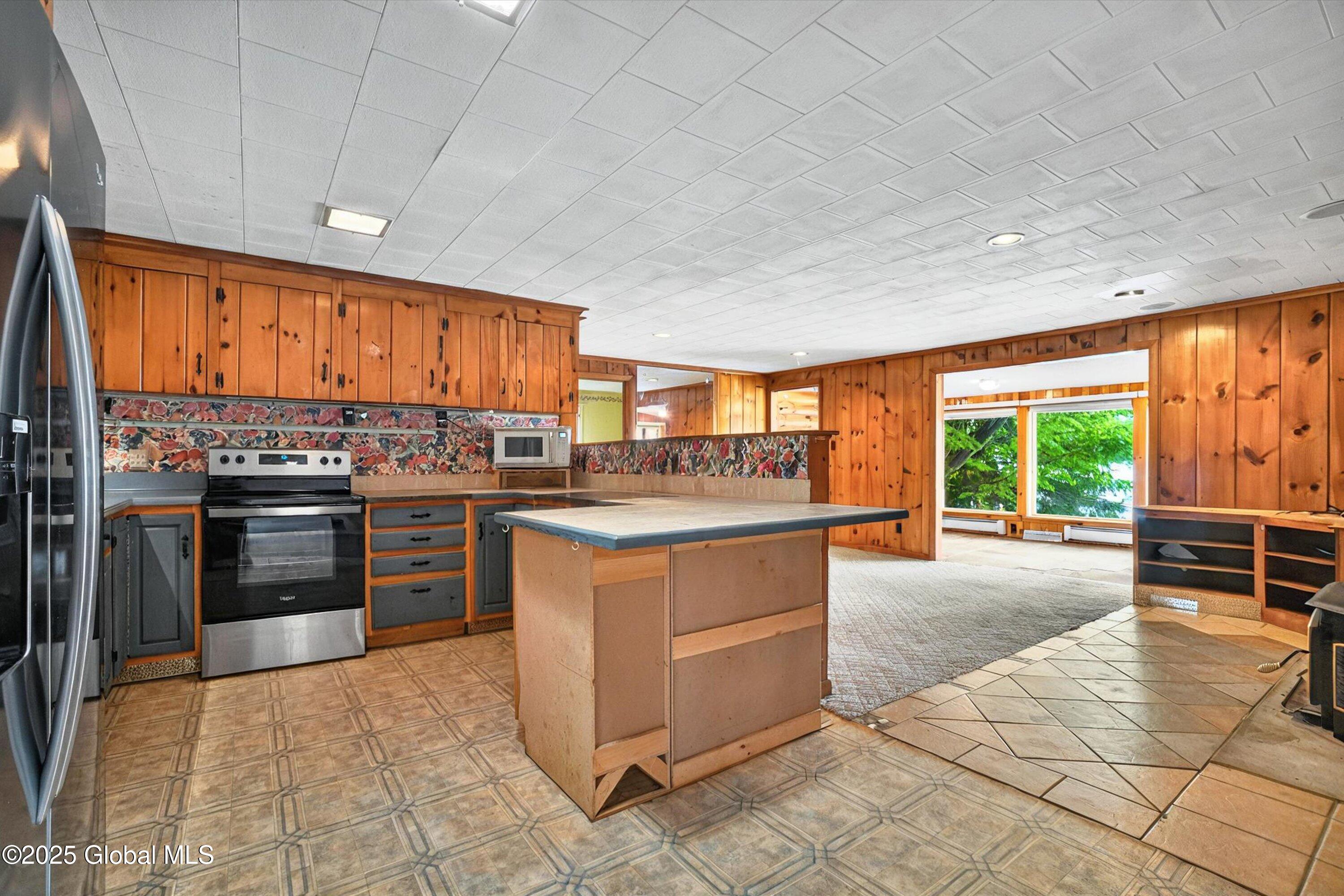 2513 North Shore Road Hadley, NY 12835 - Photo 19 of 61 19