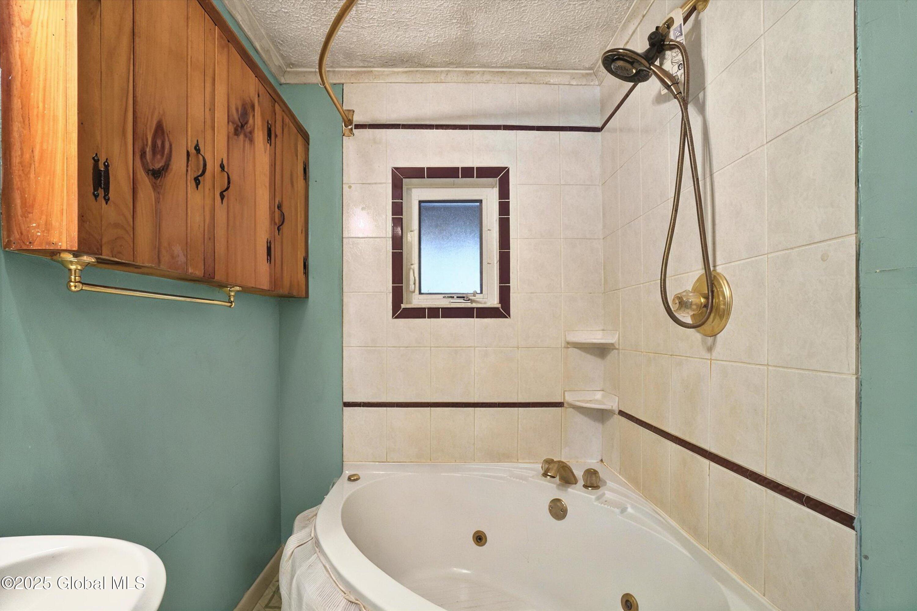 2513 North Shore Road Hadley, NY 12835 - Photo 34 of 61 32