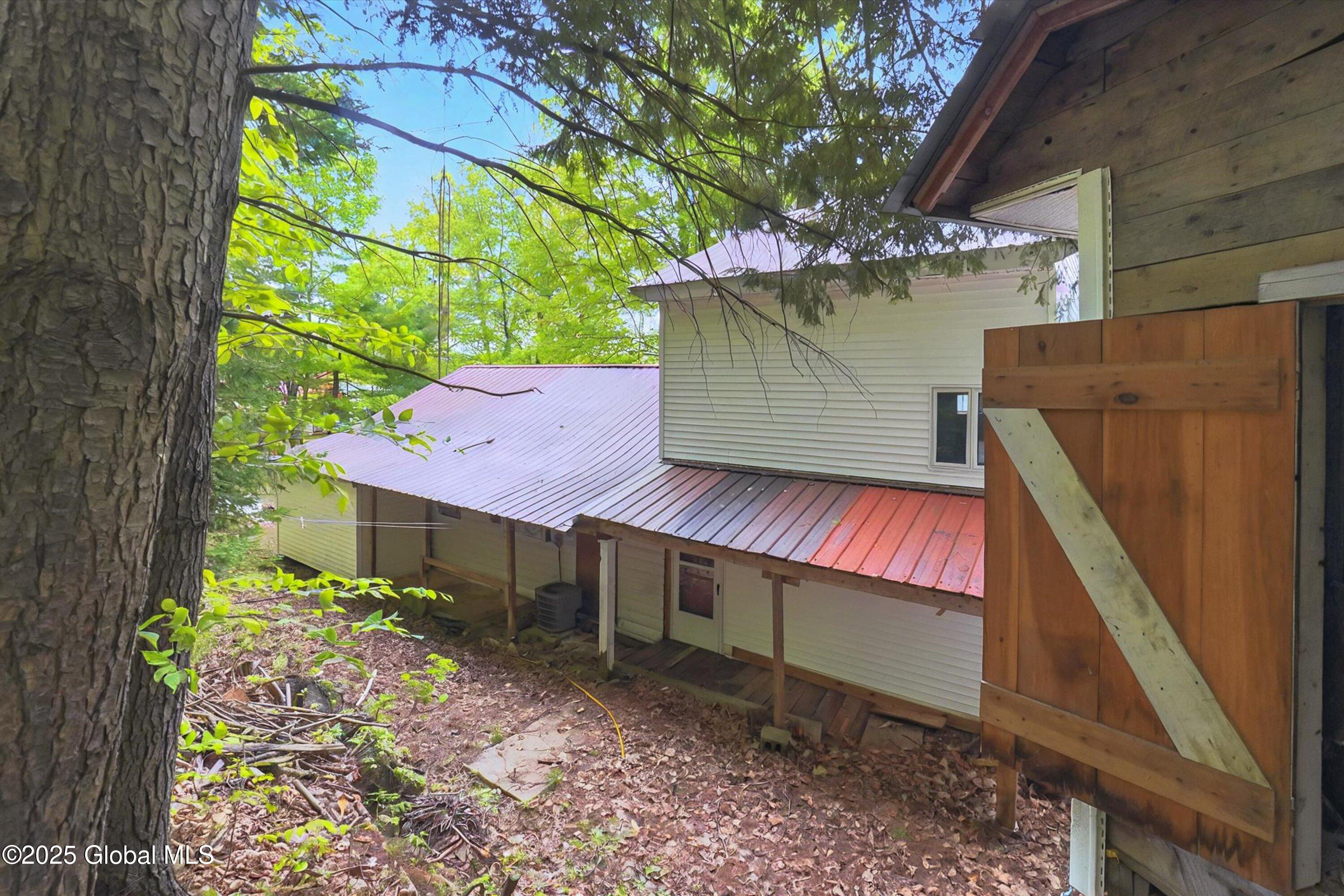 2513 North Shore Road Hadley, NY 12835 - Photo 43 of 61 42