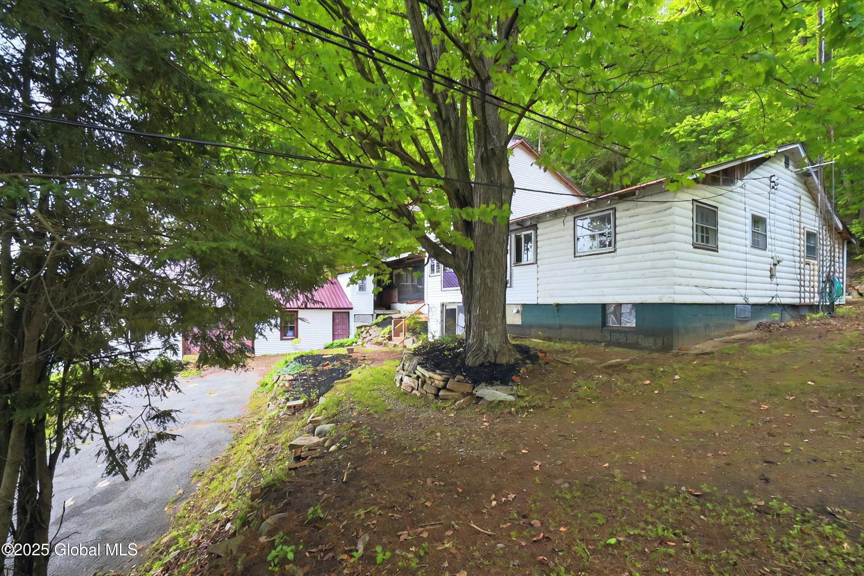 2513 North Shore Road Hadley, NY 12835 - Photo 47 of 61 46