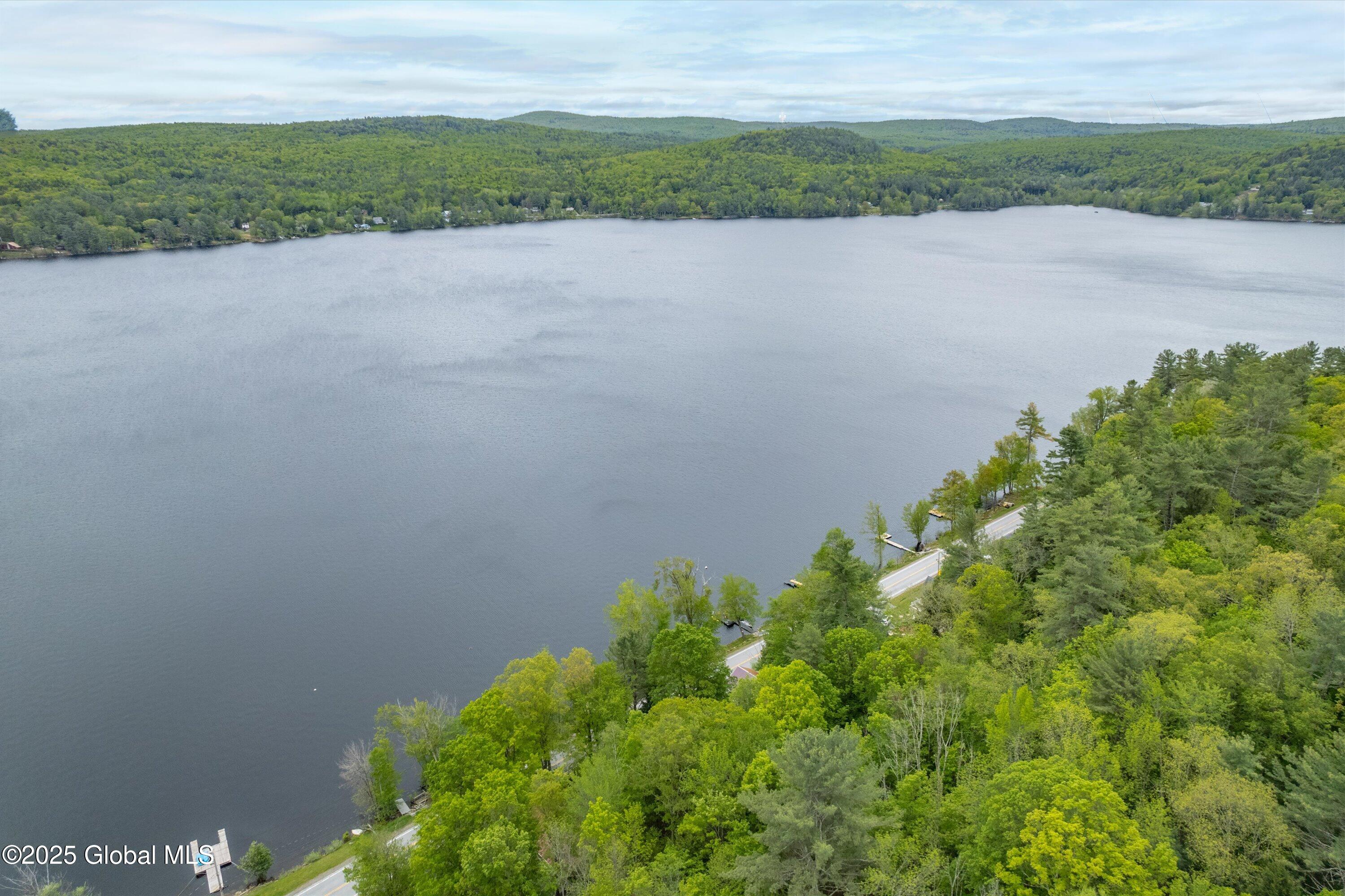 2513 North Shore Road Hadley, NY 12835 - Photo 6 of 61 6