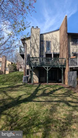 $674,888 | 2200 Glencourse Lane, Reston, VA 20191