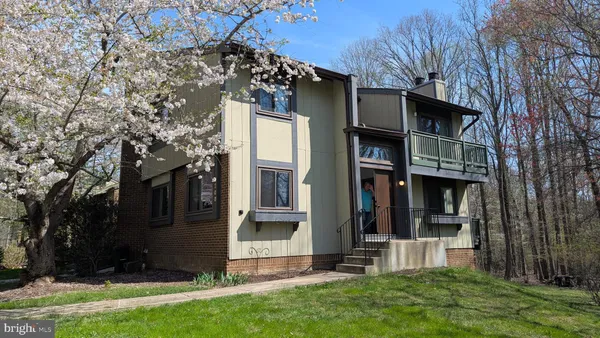$674,888 | 2200 Glencourse Lane, Reston, VA 20191
