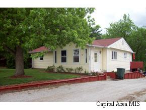 4250 Tuxhorn Road Springfield, IL 62712 - Photo 2 of 9