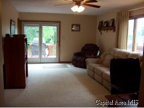 4250 Tuxhorn Road Springfield, IL 62712 - Photo 6 of 9