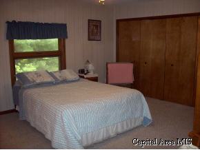 4250 Tuxhorn Road Springfield, IL 62712 - Photo 7 of 9