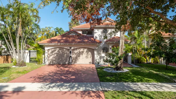 $810,000 | 484 Northwest 38th Terrace, Deerfield Beach, FL 33442