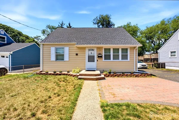 $629,000 | 2697 Woodbridge Avenue, Edison, NJ 08817