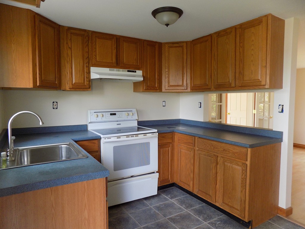 47 Shore Road Hardwick, MA 01082 - Photo 3 of 12 Gallery Image 3