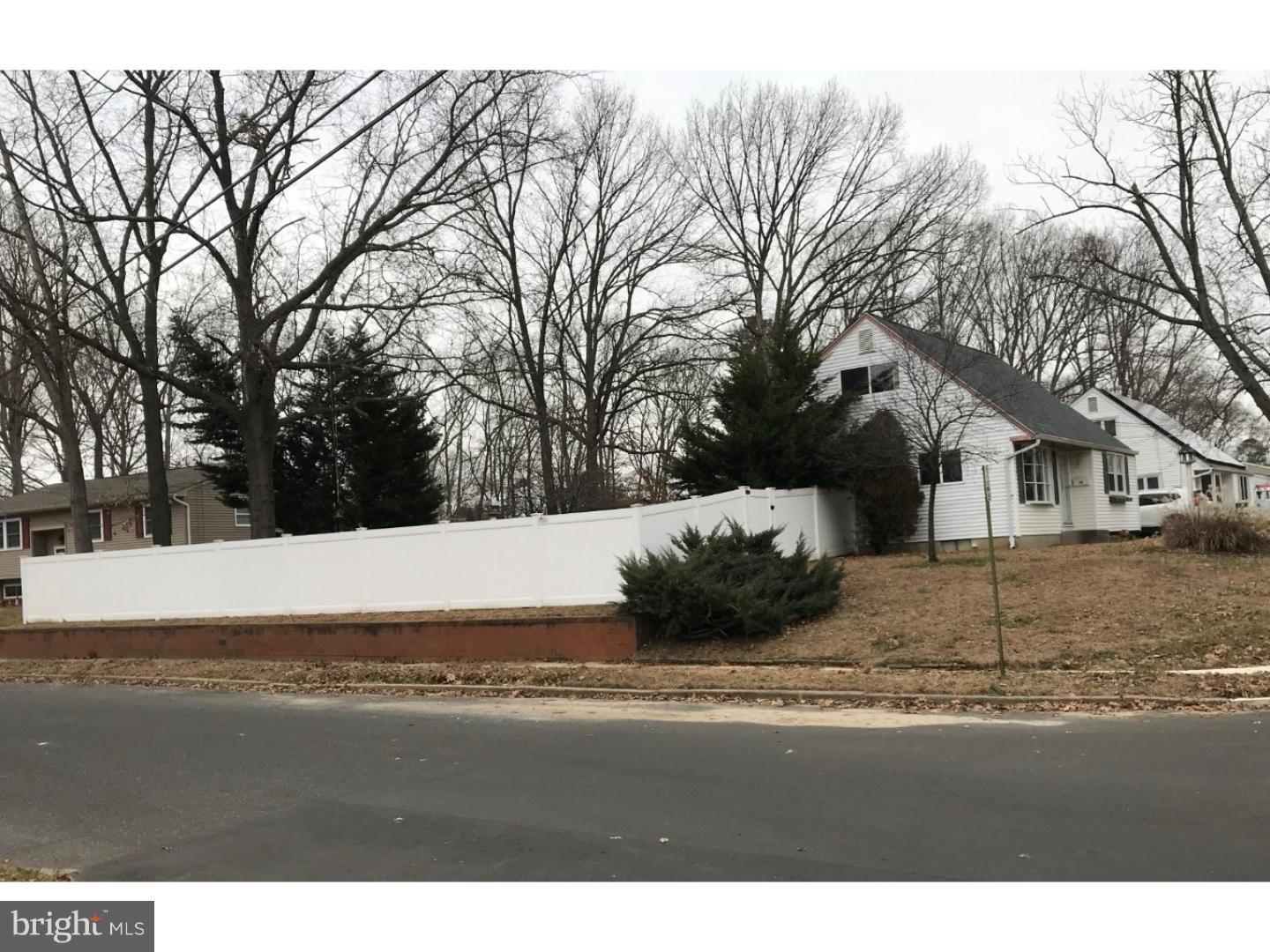 28 Congress Road Pine Hill, NJ 08021 - Photo 3 of 32