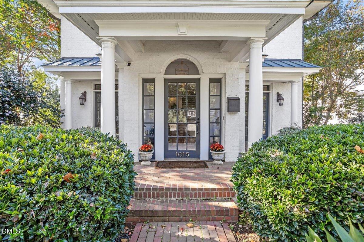 1015 Harvey Street Raleigh, NC 27608 - Photo 5 of 95 Front Door