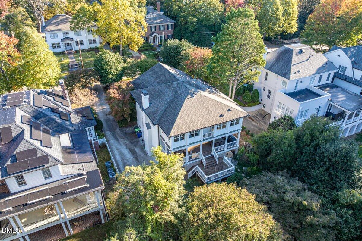 1015 Harvey Street Raleigh, NC 27608 - Photo 69 of 95 an aerial view of a house