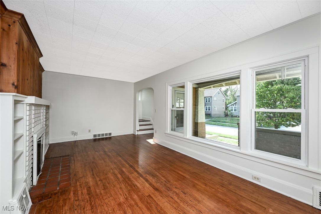3983 Ardmore Road Cleveland Heights, OH 44121 - Photo 6 of 26 Gallery Image 6