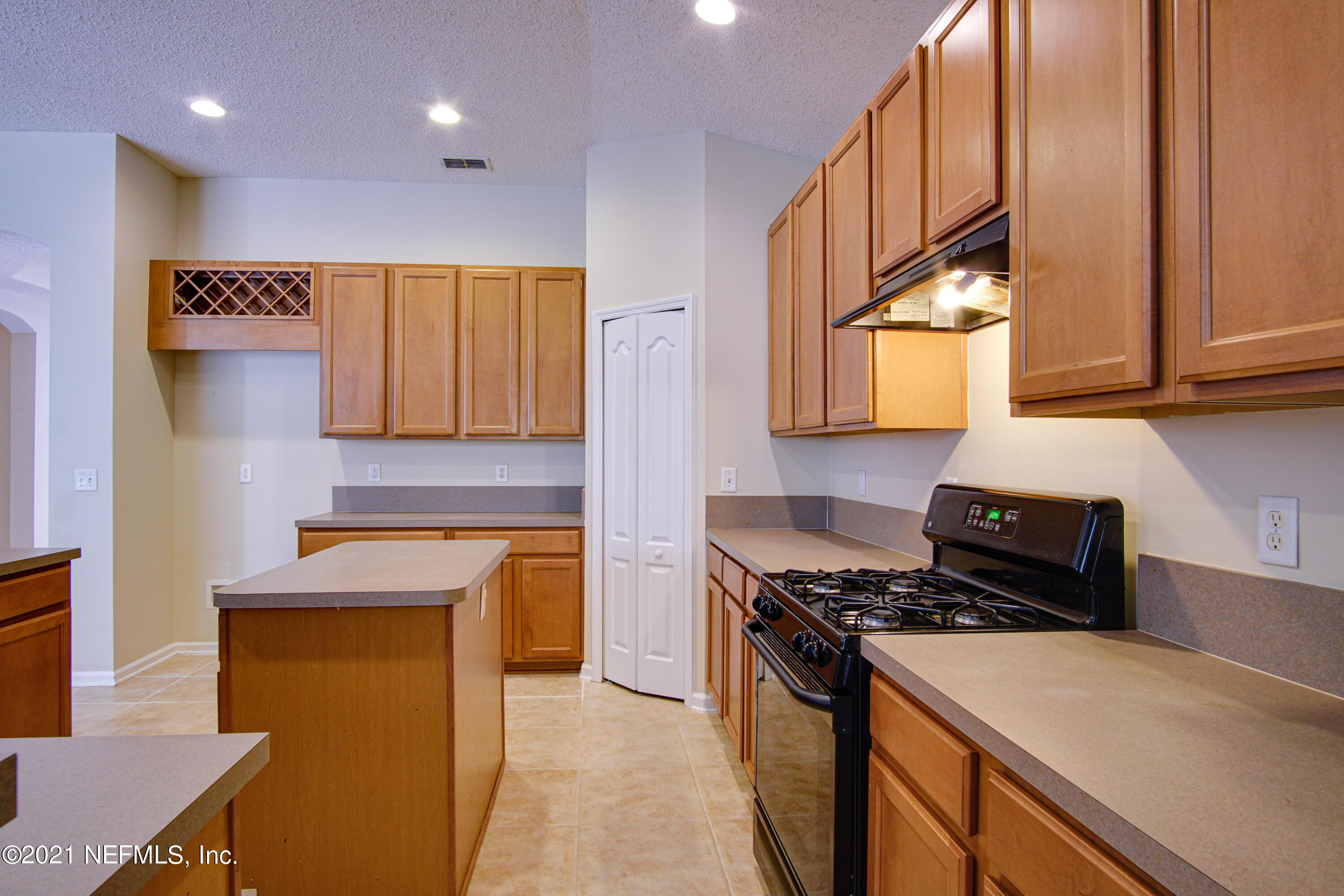14454 Millhopper Road Jacksonville, FL 32258 - Photo 12 of 51 14454 Millhopper Road (10 of 35)