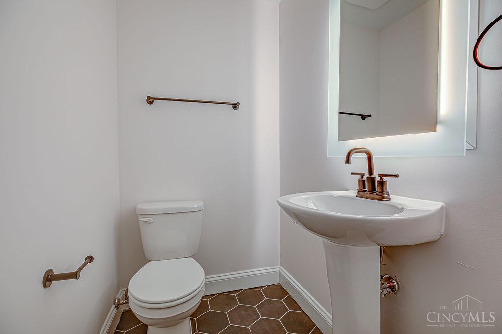 1508 Johns Road Middletown, OH 45044 - Photo 14 of 27 Gallery Image 14