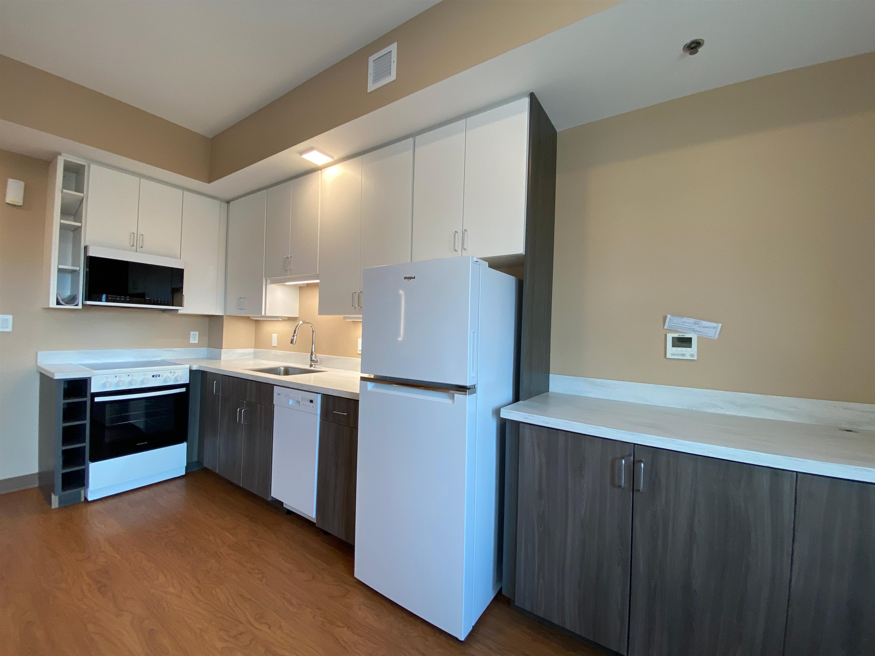 83 Hanover Street, Unit 510 Manchester, NH 03101 - Photo 18 of 54