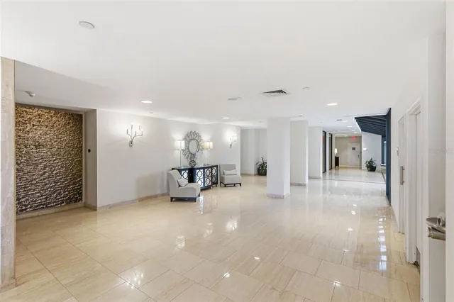 $1,025,000 | 3301 Bayshore Boulevard, Unit 1007B, Tampa, FL 33629