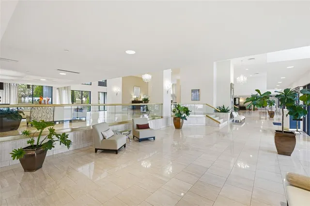 $1,025,000 | 3301 Bayshore Boulevard, Unit 1007B, Tampa, FL 33629
