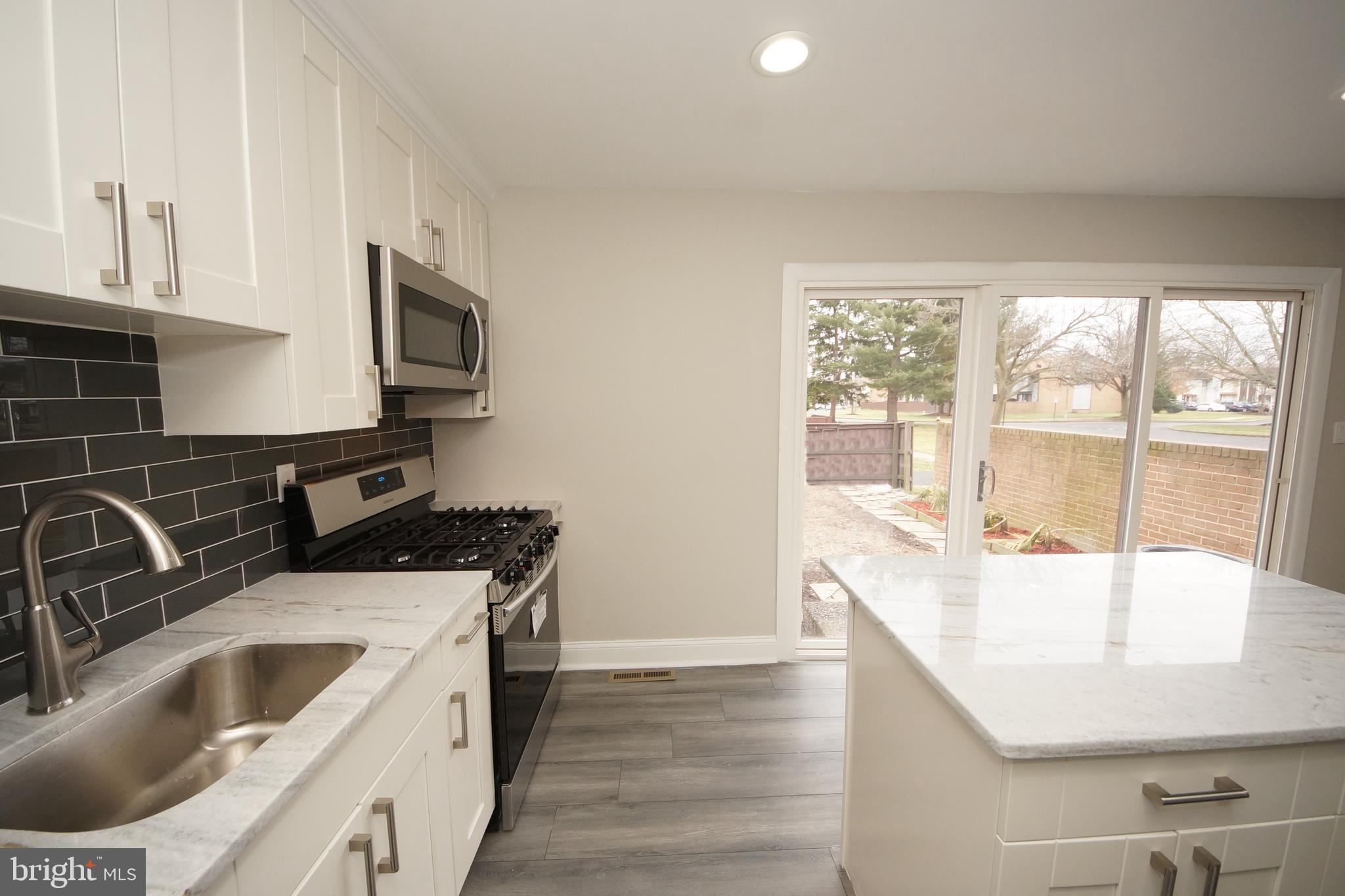 306 Bolton Road East Windsor, NJ 08520 - Photo 11 of 35 Gallery Image 11
