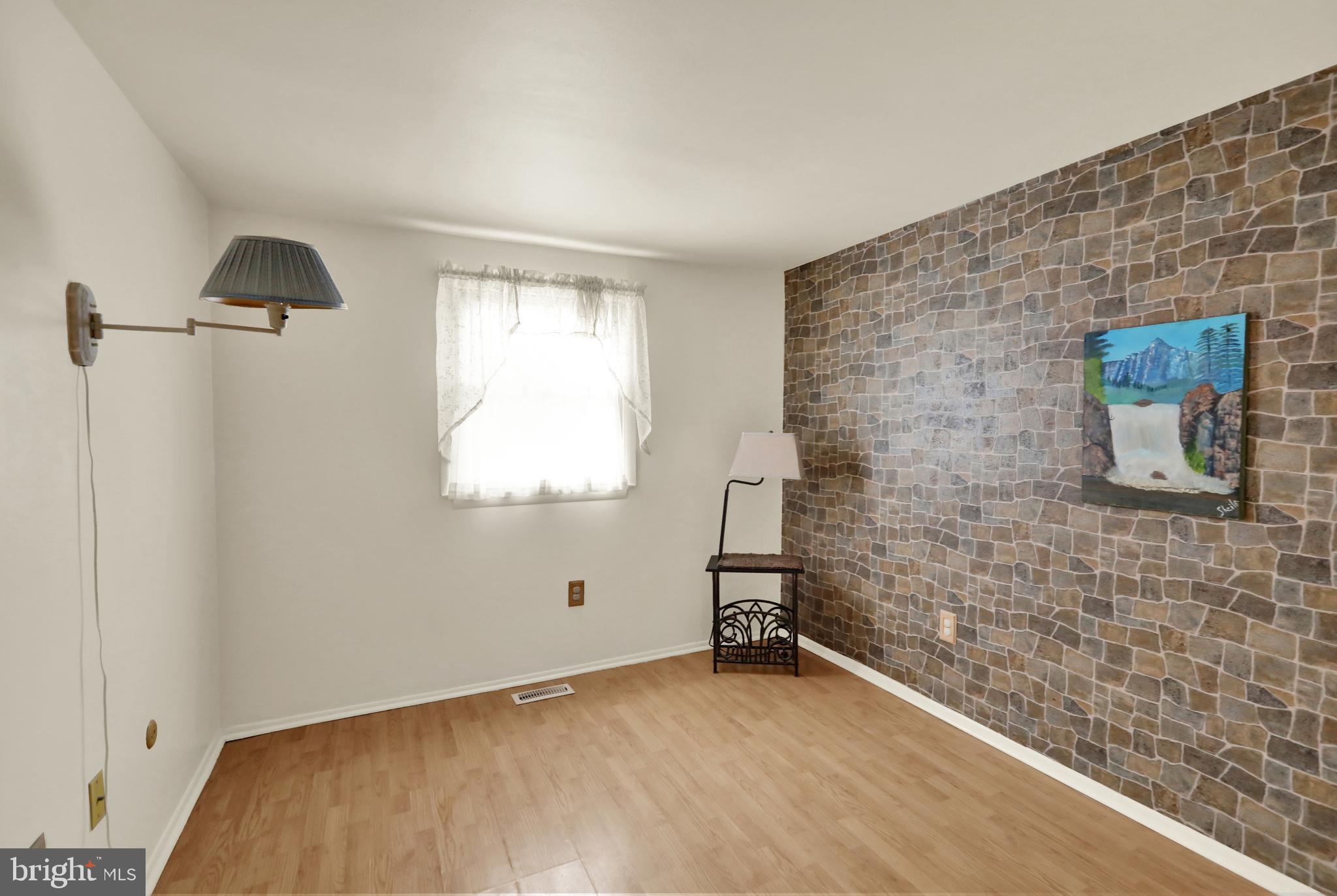 1026 Fox Run Reading, PA 19606 - Photo 18 of 27