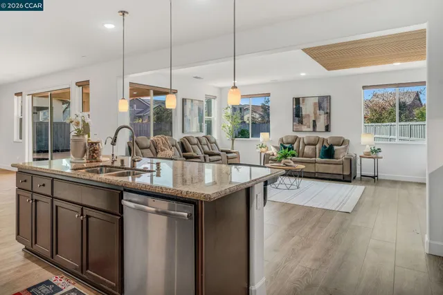 $1,350,000 | 1553 South Perkins Place, Mountain House, CA 95391