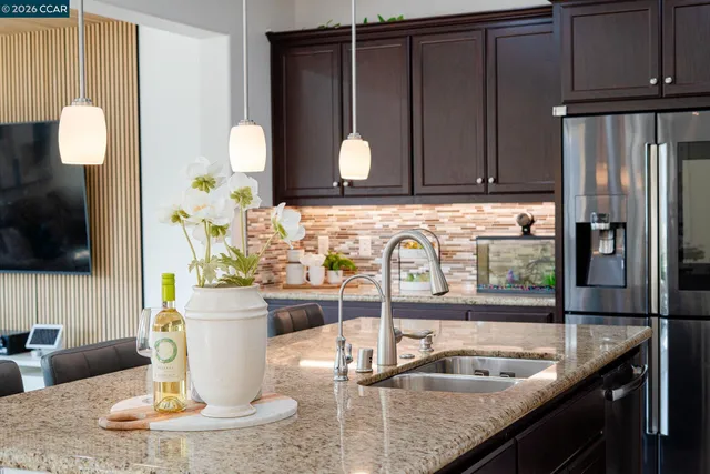 $1,350,000 | 1553 South Perkins Place, Mountain House, CA 95391