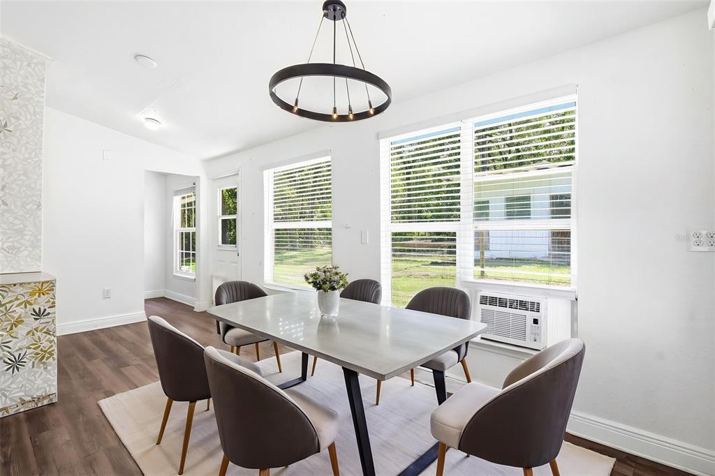 1095 South Ridgewood Avenue DeLand, FL 32720 - Photo 30 of 39