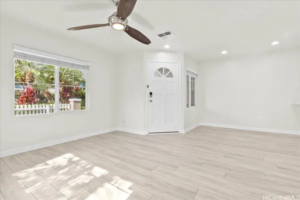 $4,100 | 91-2097 Kai 'Oli Street, Unit 1904, Ewa Beach, HI 96706