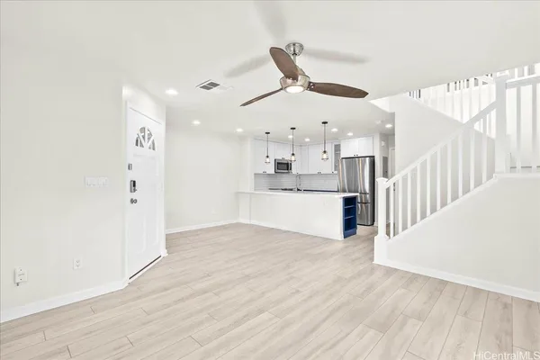 $4,100 | 91-2097 Kai 'Oli Street, Unit 1904, Ewa Beach, HI 96706