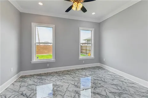 $560,000 | 1105 Lake Frances Drive, Gretna, LA 70056