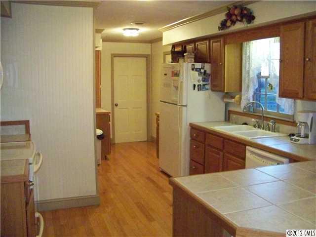329 Harris Bridge Road Stony Point, NC 28678 - Photo 5 of 16