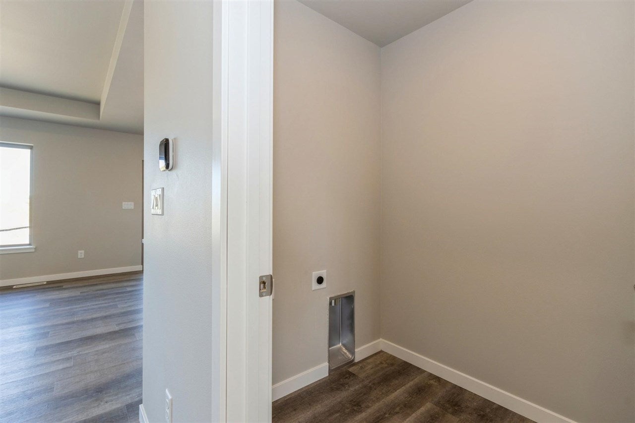 809 High Rdg Trail Solon, IA 52333 - Photo 22 of 37 Gallery Image 22