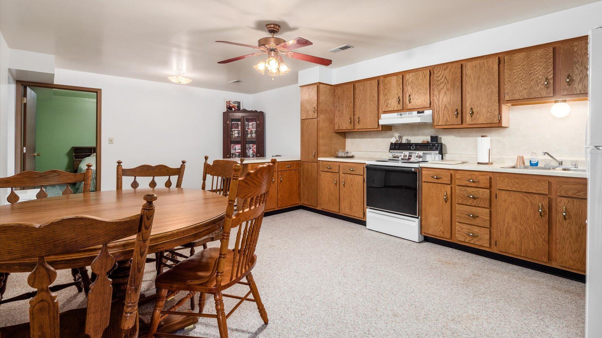155 Fulkerson Road Zanesville, OH 43701 - Photo 31 of 70 31-z 155 Fulkerson078