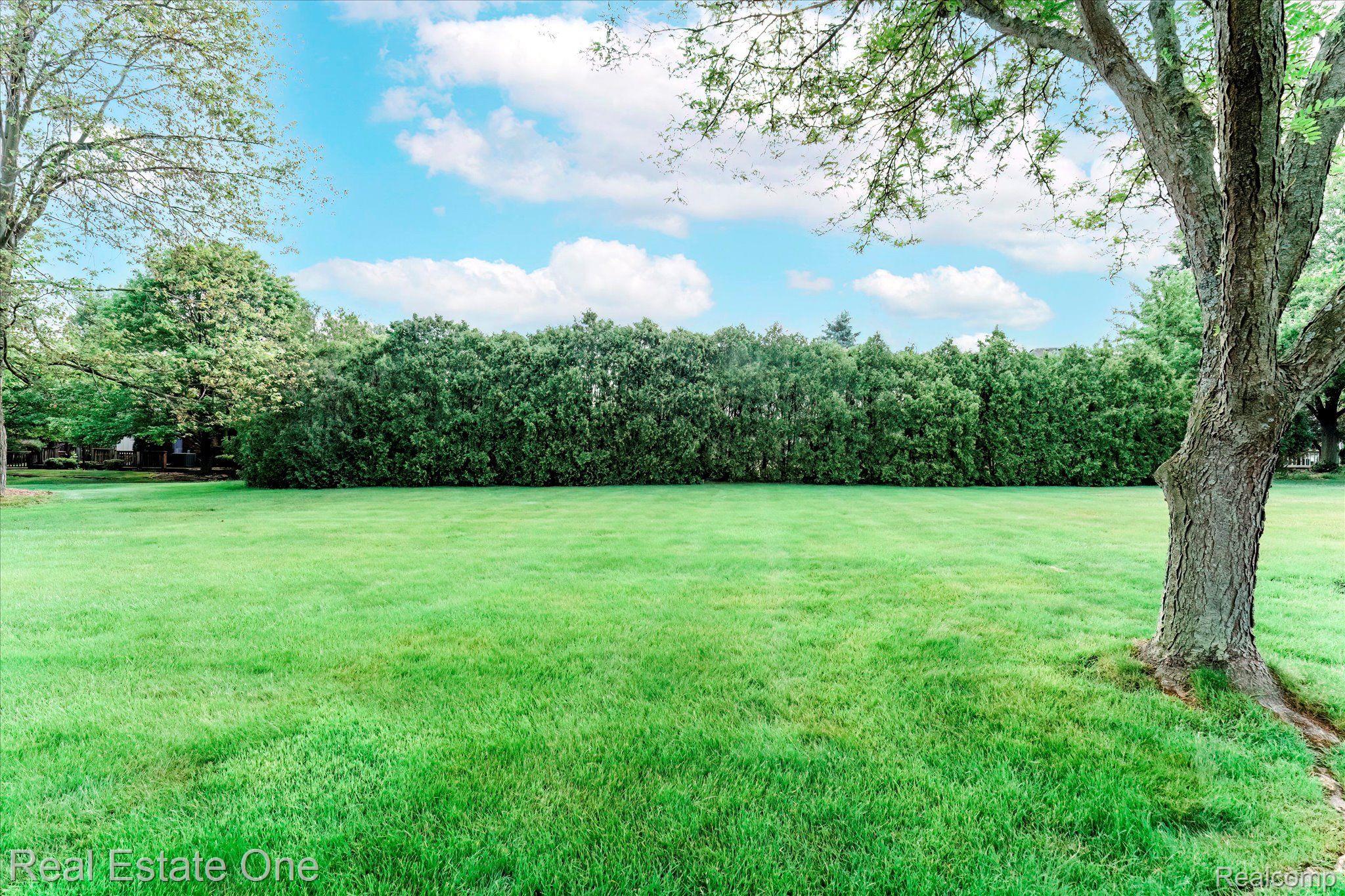 1274 Kingspath Drive Rochester, MI 48306 - Photo 48 of 51 Gallery Image 48