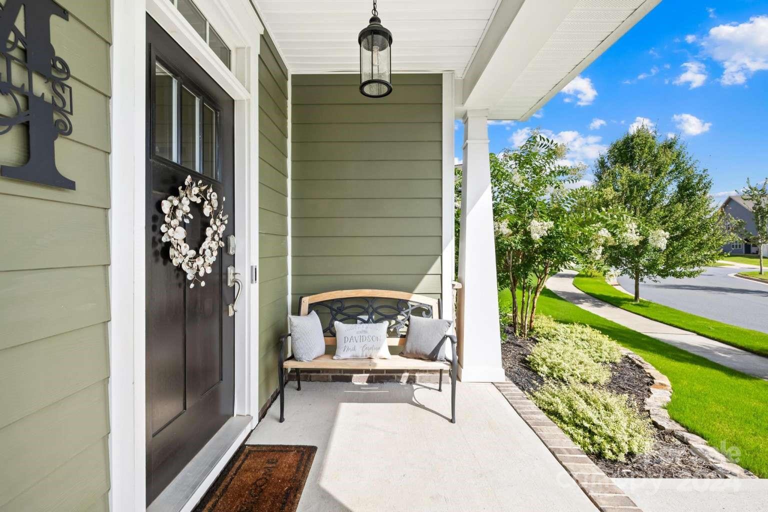 13351 Caite Ridge Road Davidson, NC 28036 - Photo 2 of 25 Gallery Image 2