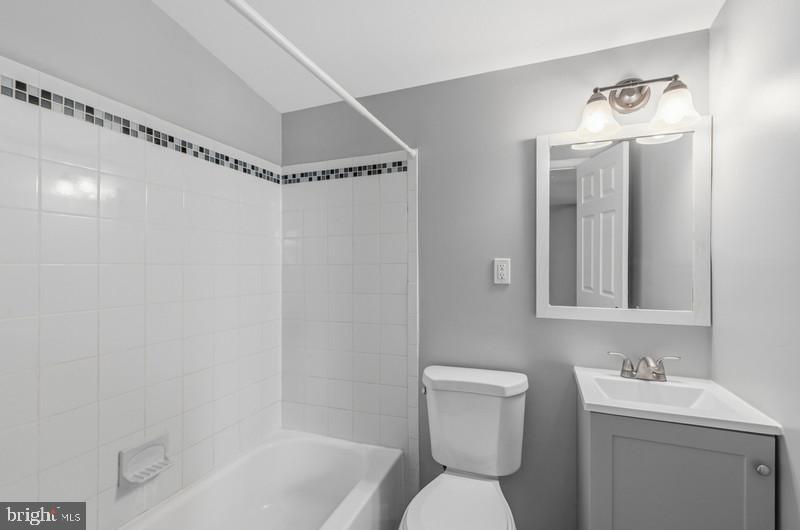 5907 Queen Anne Street Baltimore, MD 21207 - Photo 15 of 39 FULL BATH