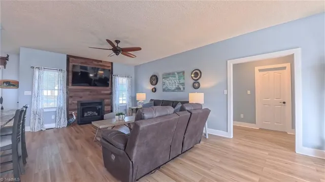 $389,400 | 6071 Weant Road, Archdale, NC 27263